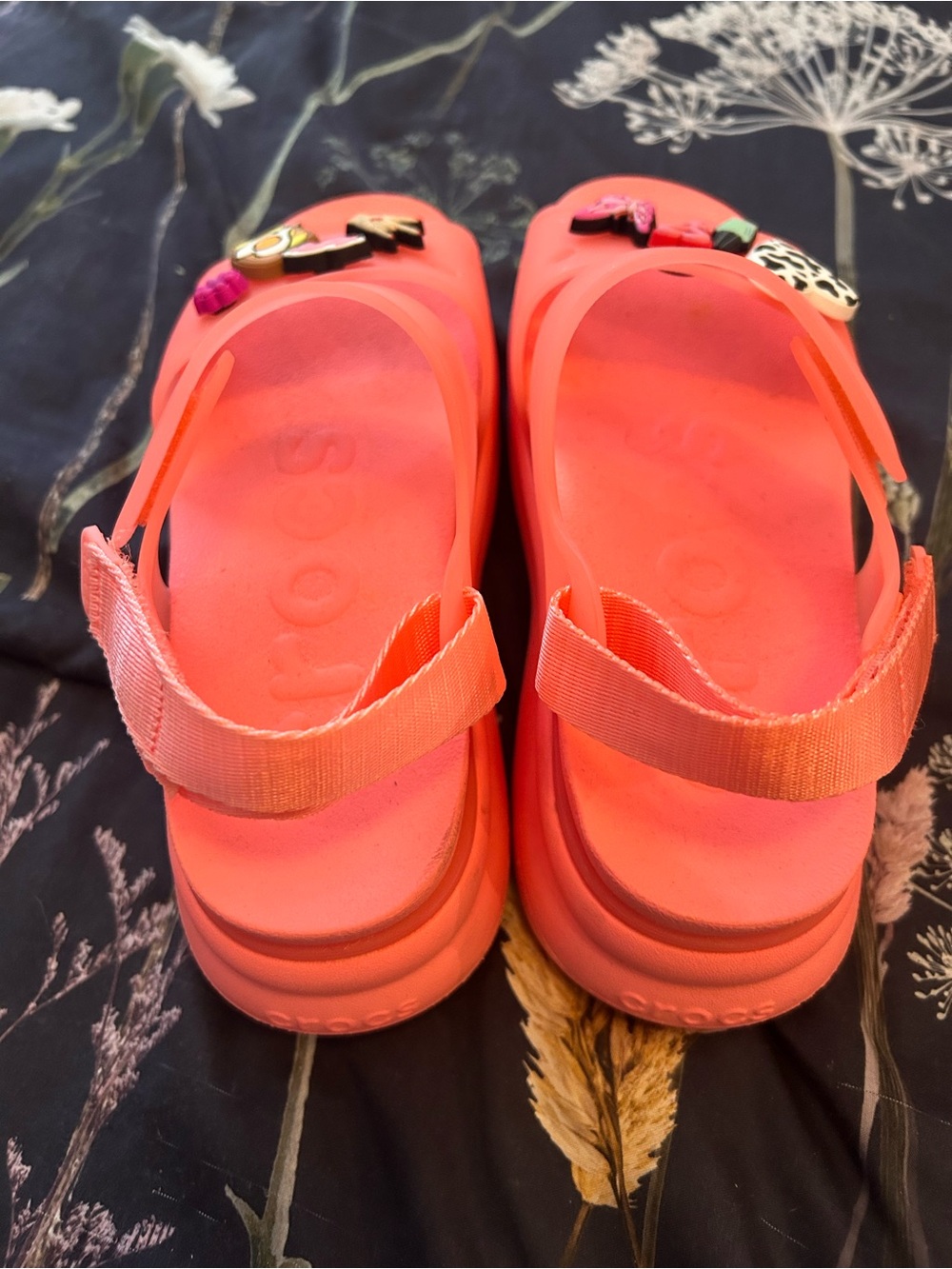 Crocs Soho Y Strap Sandal in Coral Pink and with Jibbitz - Picture 2 of 5